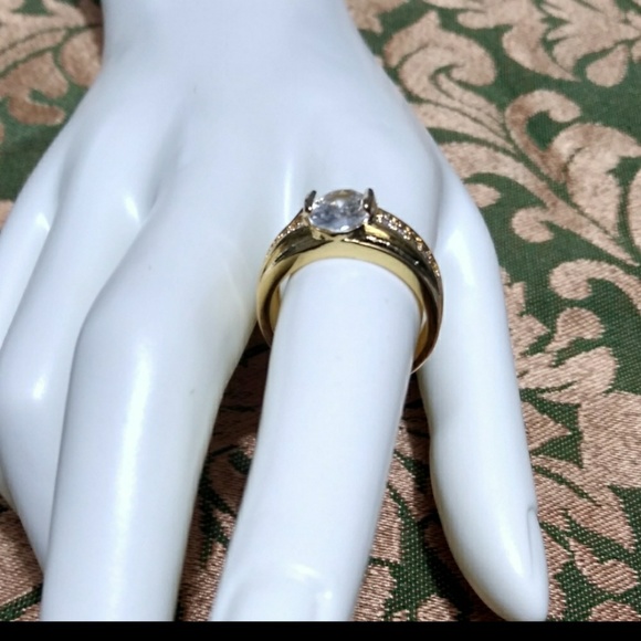 Jewelry - 18K yellow gold filled white sapphire Ring